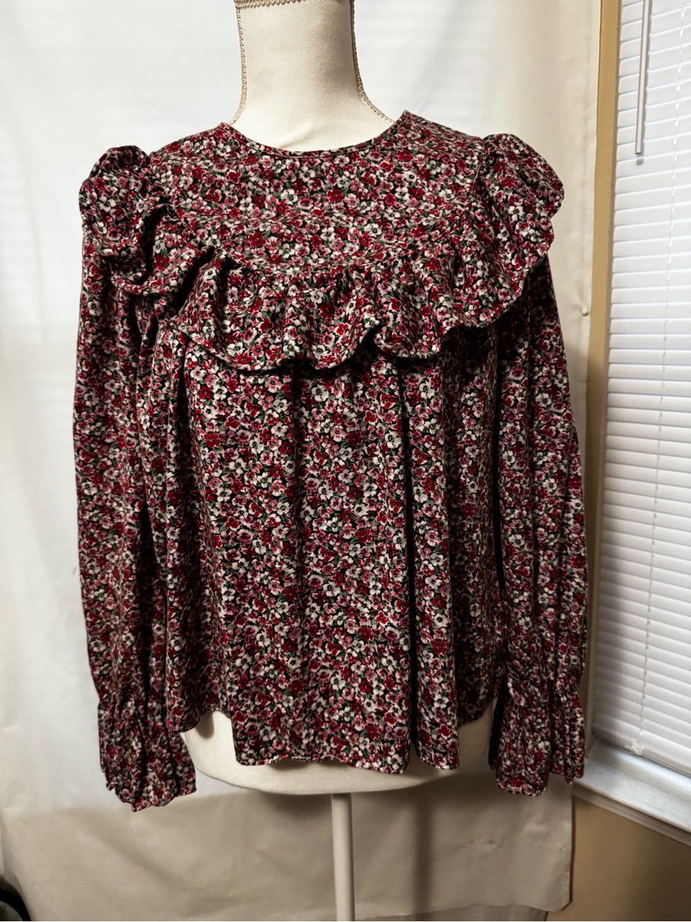 Floral Ruffle Yoke Long-Sleeve Top - Red